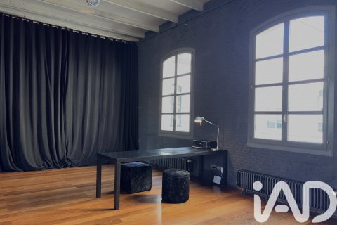 Ático de 2 dormitorios en venta en Barcelona, Cataluña, Spain № 4722 - foto 23