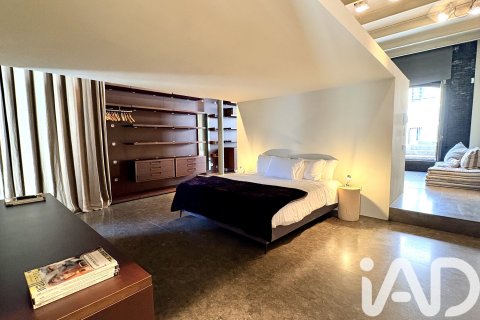 Ático de 2 dormitorios en venta en Barcelona, Cataluña, Spain № 4722 - foto 14