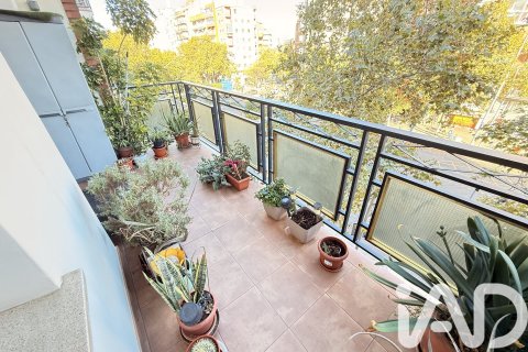 Apartamento de 4 dormitorios en venta en Barcelona, Cataluña, Spain № 4725