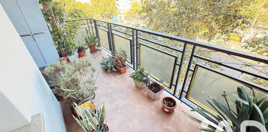 4 bedrooms apartment for sale in Barcelona, Catalonia, Spain № 4725