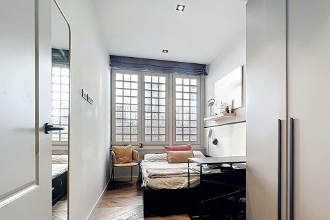 Купить квартиру в Барселона, Испания с 3 комнаты, 103м², № 8022 - фото 15