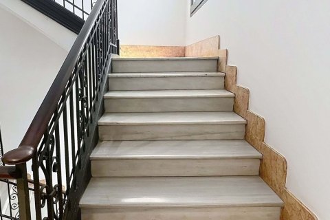 Купить квартиру в Барселона, Испания с 3 комнаты, 103м², № 8022 - фото 21