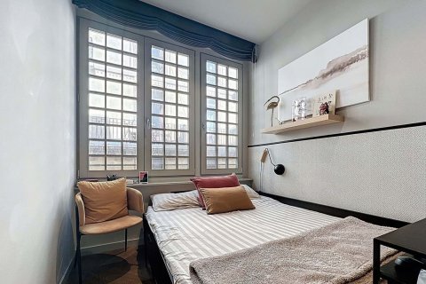 Купить квартиру в Барселона, Испания с 3 комнаты, 103м², № 8022 - фото 13