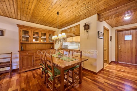 Снять в аренду квартиру в Каталония, Испания с 2 спальни, 60м², № 8020 - фото 15