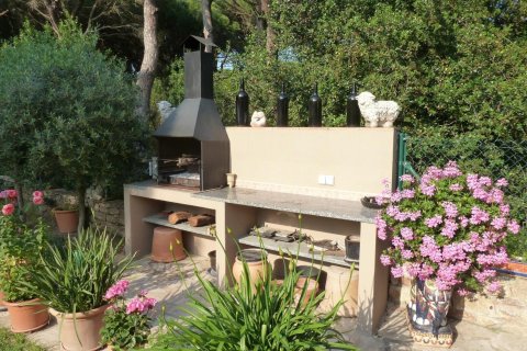Сasa de 5 dormitorios en venta en Pals, Gerona, Cataluña, Spain № 1644 - foto 15