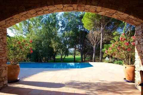 Сasa de 5 dormitorios en venta en Pals, Gerona, Cataluña, Spain № 1644 - foto 4