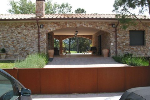 Сasa de 5 dormitorios en venta en Pals, Gerona, Cataluña, Spain № 1644 - foto 9