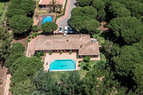 Сasa de 5 dormitorios en venta en Pals, Gerona, Cataluña, Spain № 1644 - foto 2