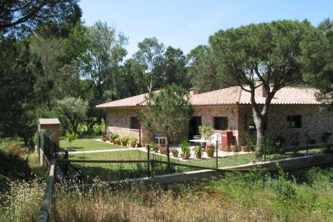 Сasa de 5 dormitorios en venta en Pals, Gerona, Cataluña, Spain № 1644 - foto 6