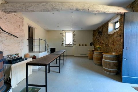 Сasa de 15 dormitorios en venta en Vallgorguina, Barcelona, Cataluña, Spain № 1642 - foto 17