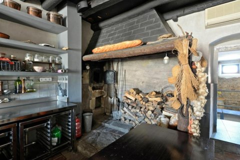 Сasa de 15 dormitorios en venta en Vallgorguina, Barcelona, Cataluña, Spain № 1642 - foto 13