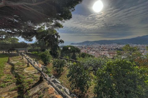Сasa de 5 dormitorios en venta en Sant Feliu de Guíxols, Gerona, Cataluña, Spain № 1643 - foto 4