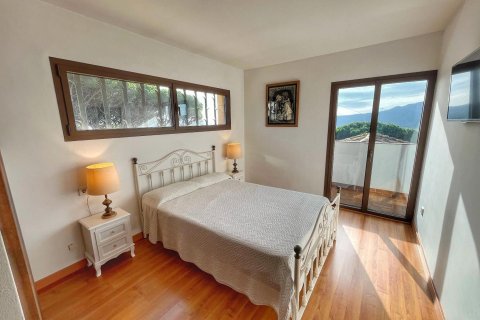 Сasa de 5 dormitorios en venta en Sant Feliu de Guíxols, Gerona, Cataluña, Spain № 1643 - foto 15