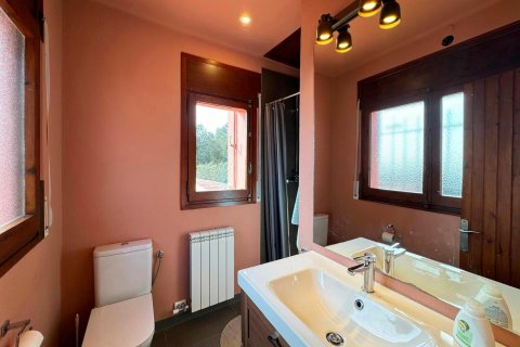 Сasa de 4 dormitorios en venta en Begur, Gerona, Cataluña, Spain № 1641 - foto 15