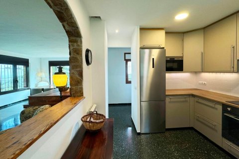 Сasa de 4 dormitorios en venta en Begur, Gerona, Cataluña, Spain № 1641 - foto 9