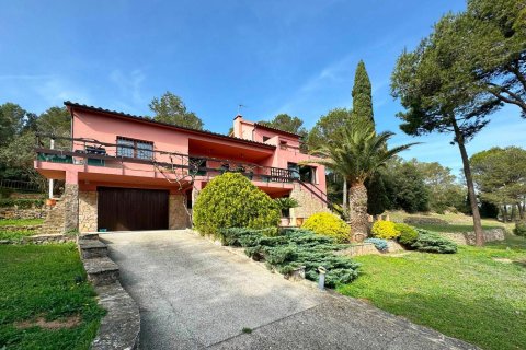 Сasa de 4 dormitorios en venta en Begur, Gerona, Cataluña, Spain № 1641 - foto 20
