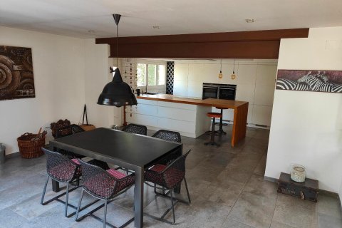 Сasa de 8 dormitorios en venta en Seva, Barcelona, Cataluña, Spain № 1647 - foto 14