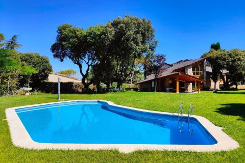 Сasa de 8 dormitorios en venta en Seva, Barcelona, Cataluña, Spain № 1647 - foto 2