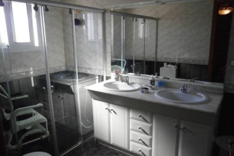Villa de 5 dormitorios en venta en Martorell, Barcelona, Cataluña, Spain № 1148 - foto 7
