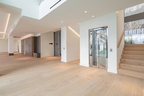 Villa de 6 dormitorios en venta en Pedralbes, Barcelona, Cataluña, Spain № 1147 - foto 15
