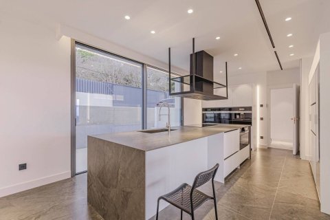 Villa de 6 dormitorios en venta en Pedralbes, Barcelona, Cataluña, Spain № 1147 - foto 16