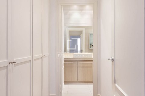 Купить квартиру в Барселона, Испания с 5 спален, 255м², № 4280 - фото 19