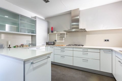 Купить квартиру в Барселона, Испания с 5 спален, 255м², № 4280 - фото 8