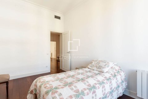 Купить квартиру в Барселона, Испания с 5 спален, 255м², № 4280 - фото 28