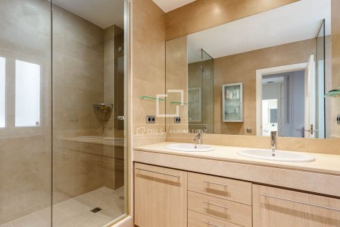 Купить квартиру в Барселона, Испания с 5 спален, 255м², № 4280 - фото 20