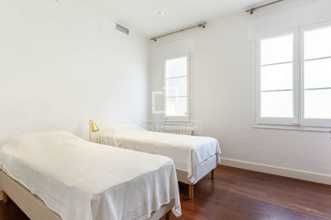 Купить квартиру в Барселона, Испания с 5 спален, 255м², № 4280 - фото 22