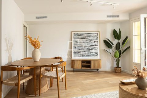 Apartamento de 3 dormitorios en venta en Barcelona, Cataluña, Spain № 4284 - foto 7