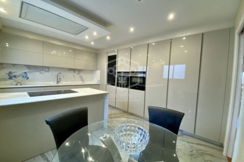4 bedrooms apartment for sale in Barcelona, Catalonia, Spain № 935 - photo 7