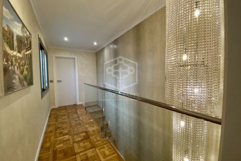 4 bedrooms apartment for sale in Barcelona, Catalonia, Spain № 935 - photo 24