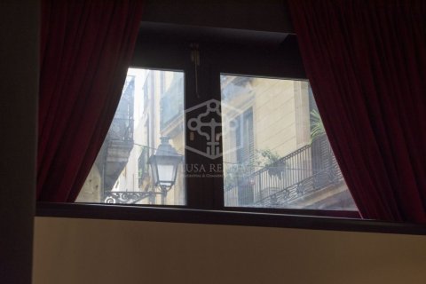 Apartamento de 3 dormitorios en venta en Barcelona, Cataluña, Spain № 937 - foto 6