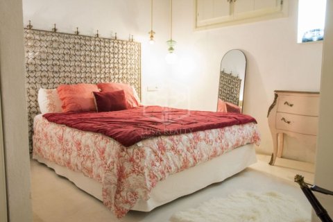 Apartamento de 3 dormitorios en venta en Barcelona, Cataluña, Spain № 937 - foto 19