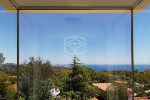Villa de 4 dormitorios en venta en Calonge, Gerona, Cataluña, Spain № 938 - foto 5