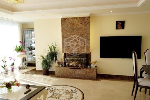 Villa de 4 dormitorios en venta en Calonge, Gerona, Cataluña, Spain № 938 - foto 7