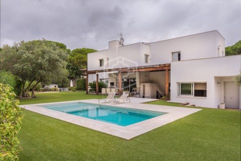 Villa de 4 dormitorios en venta en Sant Andreu de Llavaneres, Barcelona, Cataluña, Spain № 940 - foto 7