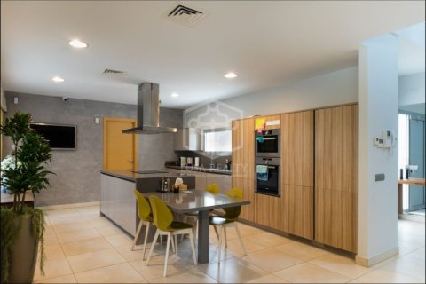 Villa de 4 dormitorios en venta en Sant Andreu de Llavaneres, Barcelona, Cataluña, Spain № 940 - foto 18