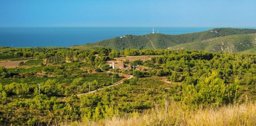 Parcela de 800 m² en venta en Castelldefels, Barcelona, Cataluña, Spain № 936