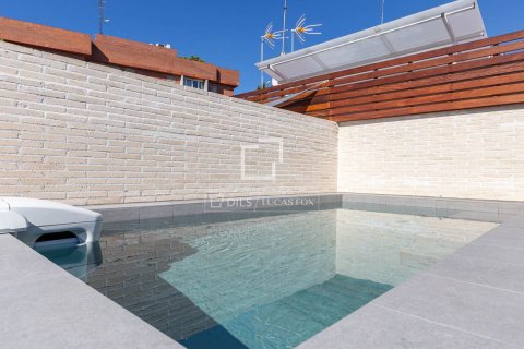 Villa de 3 dormitorios en venta en Esplugues de Llobregat, Barcelona, Cataluña, Spain № 6281 - foto 5