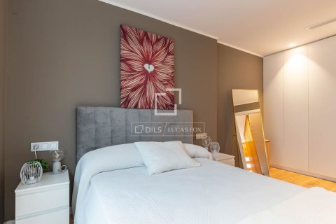 Villa de 3 dormitorios en venta en Esplugues de Llobregat, Barcelona, Cataluña, Spain № 6281 - foto 25