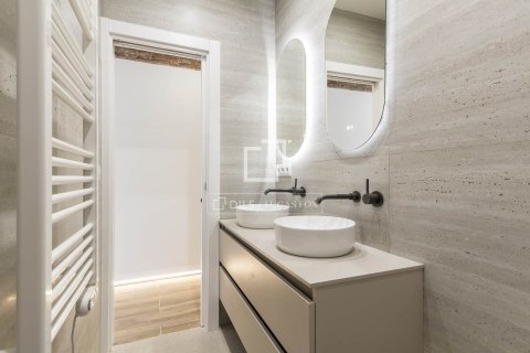 Купить квартиру в Барселона, Испания с 2 спальни, 75м², № 6285 - фото 20