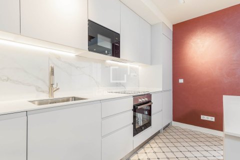 Купить квартиру в Барселона, Испания с 2 спальни, 75м², № 6285 - фото 2