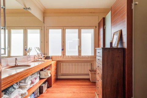 Apartamento de 6 dormitorios en venta en Barcelona, Cataluña, Spain № 6284 - foto 17