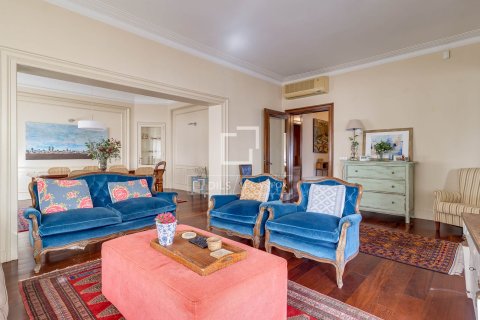 Apartamento de 6 dormitorios en venta en Barcelona, Cataluña, Spain № 6284 - foto 5