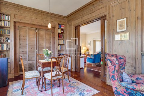 Apartamento de 6 dormitorios en venta en Barcelona, Cataluña, Spain № 6284 - foto 12