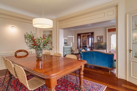 Apartamento de 6 dormitorios en venta en Barcelona, Cataluña, Spain № 6284 - foto 6