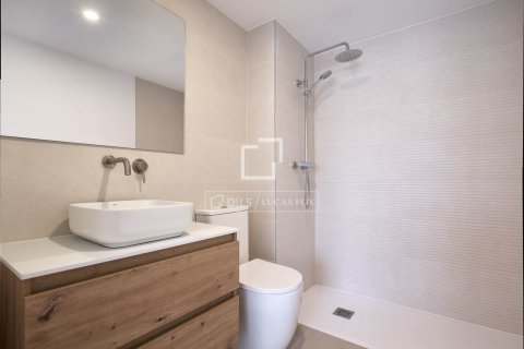 Купить квартиру в Барселона, Испания с 1 спальня, 49м², № 8887 - фото 2