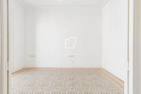 Купить квартиру в Барселона, Испания с 2 спальни, 110м², № 8890 - фото 25